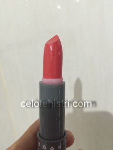 Kondisi Lipstik yang Patah